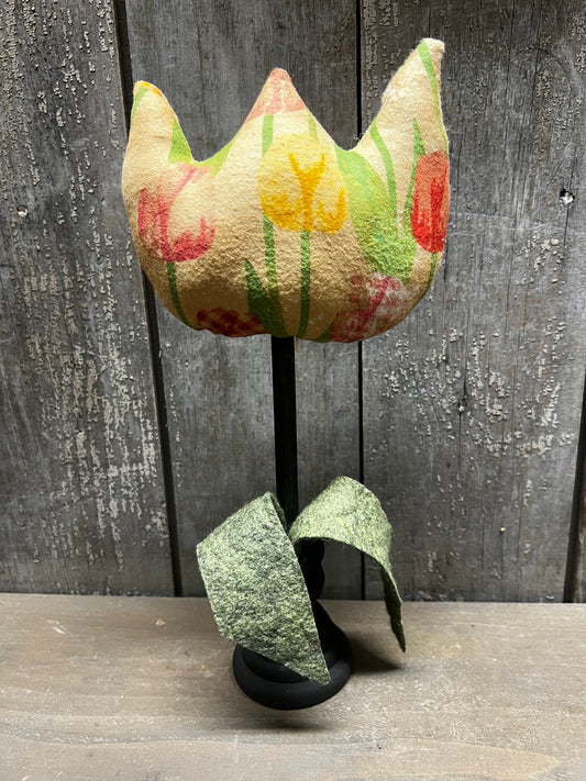 TULIP, 10.5", Wood Base