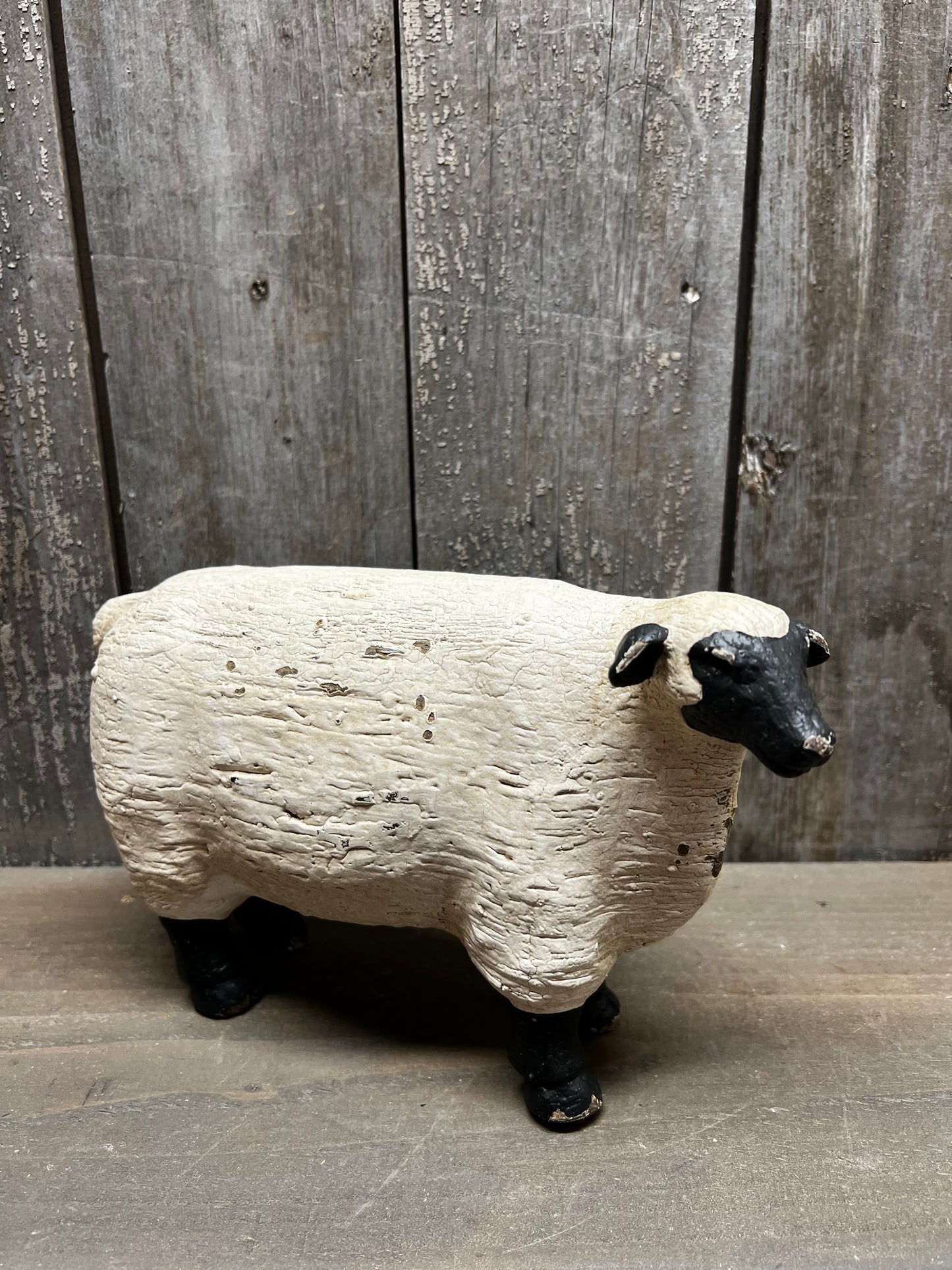 PRIMITIVE SHEEP, 9", Resin