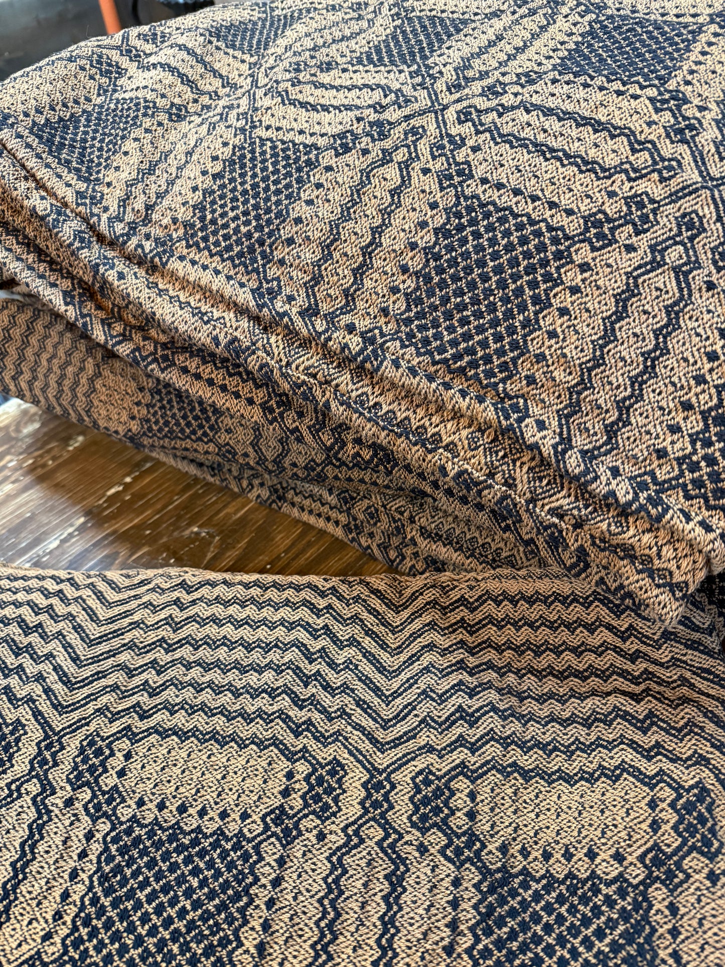 Pattern, FHW, PRIMITIVE MOSIAC