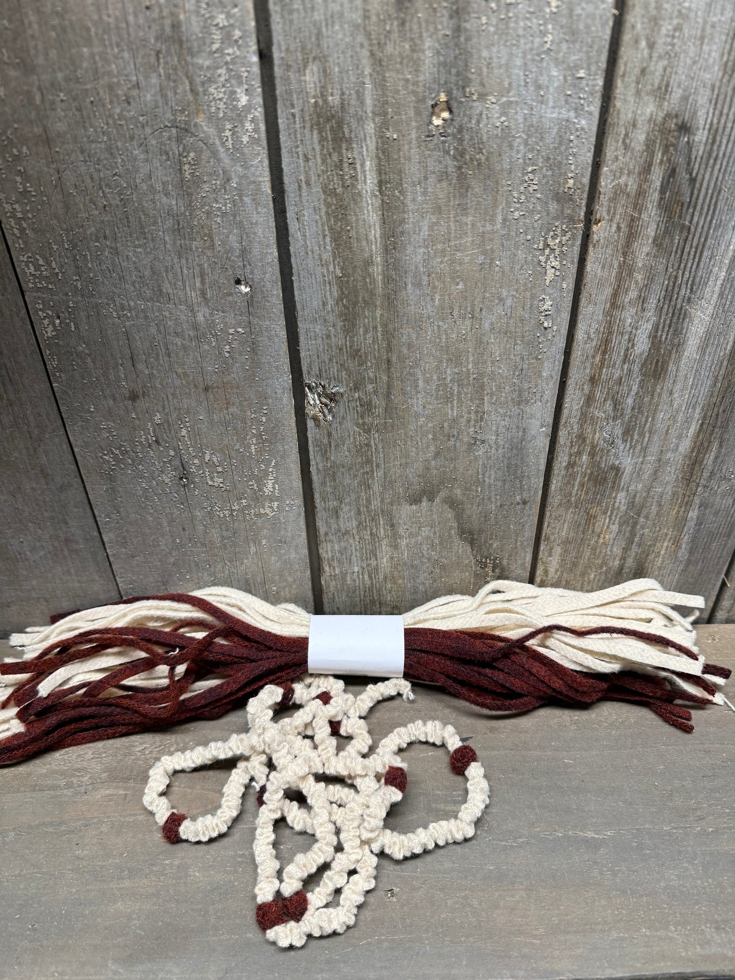 Kit/Tutorial, MINI WOOL POPCORN CRANBERRY GARLAND