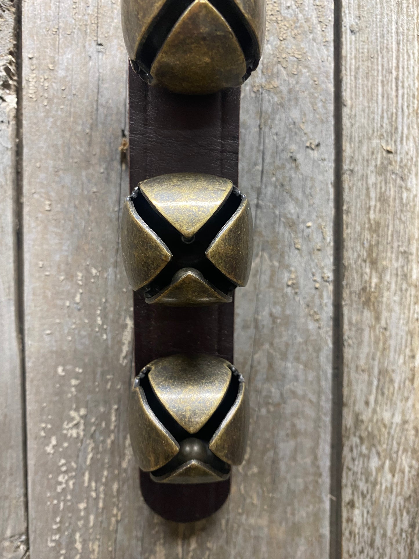 3 Bell Strap, DK BROWN/ANTIQUE BRASS