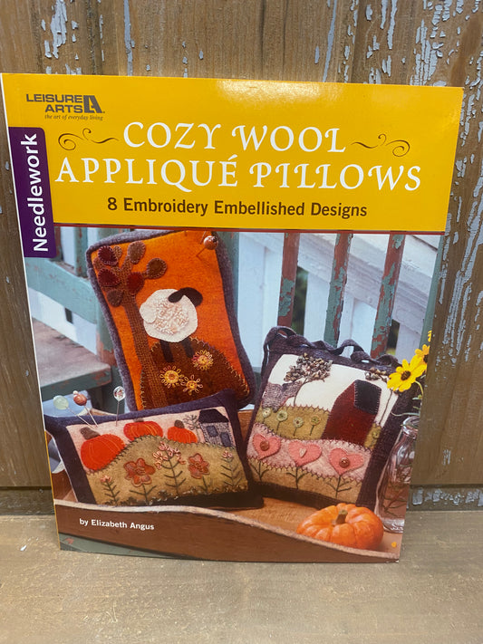 Book, Soft Cover, COZY WOOL APPLIQUE PILLOWS