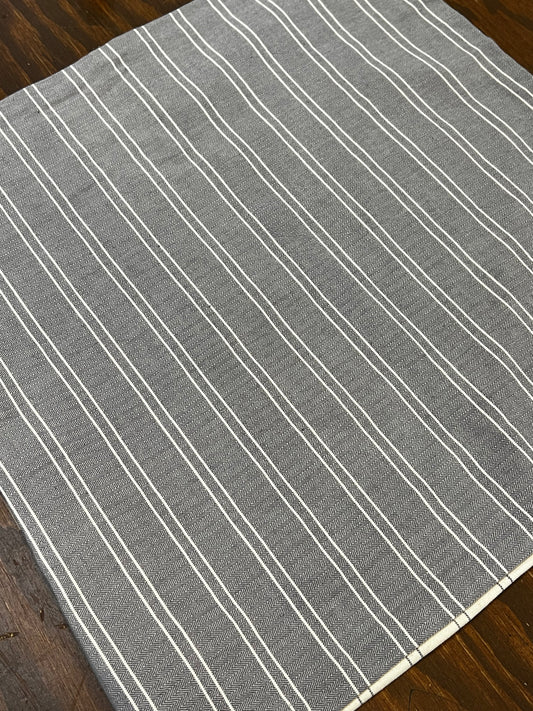 Pillow Case SET/2 ,18"x 18", Zippered, Family Heirloom Weavers, GRAY/WHITE 2 DESIGN