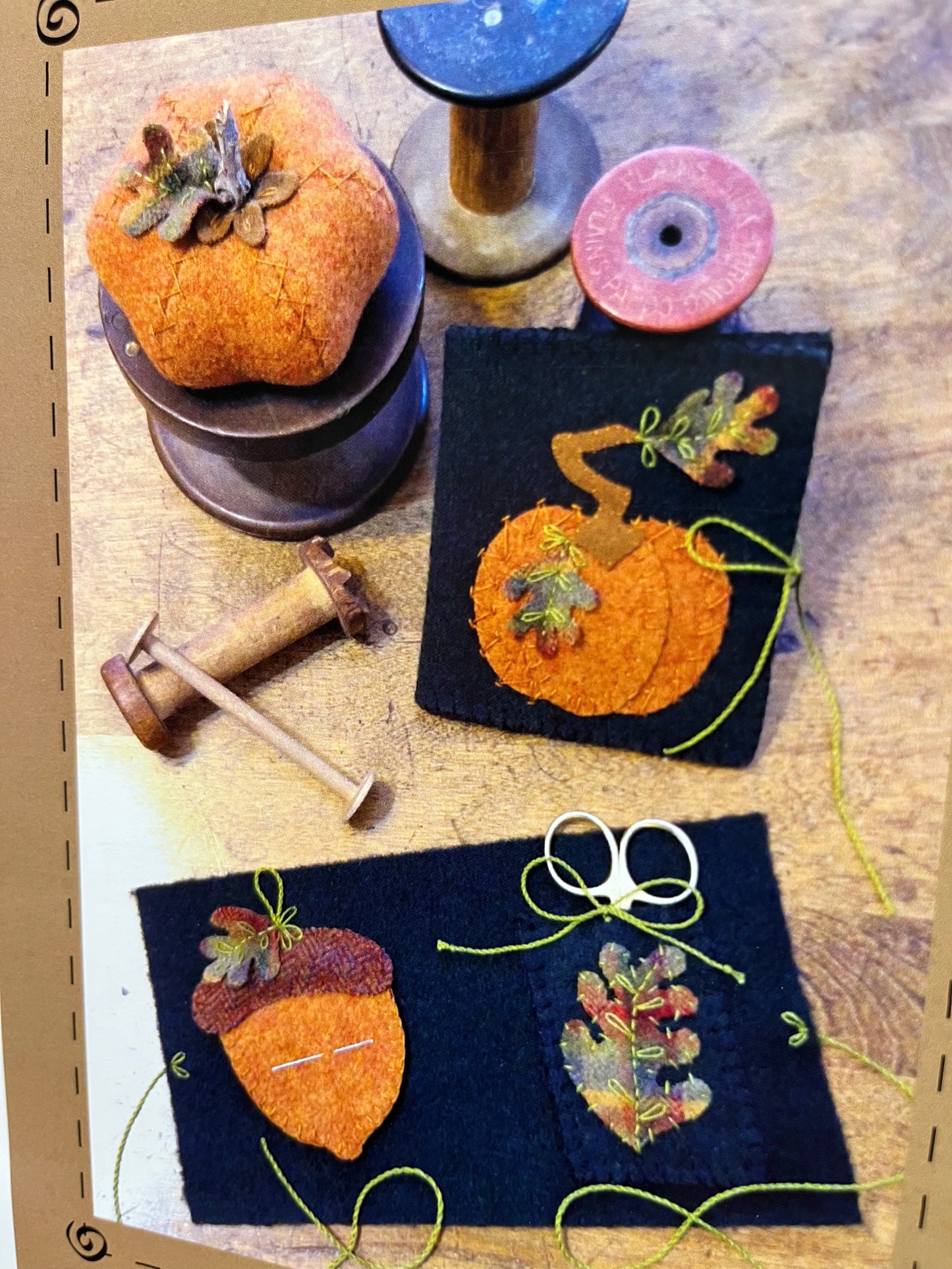 Pattern, HARVEST PUMPIN SEWING SET