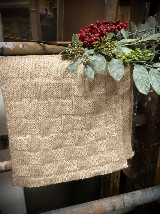 Basketweave Infinity, Light Fawn