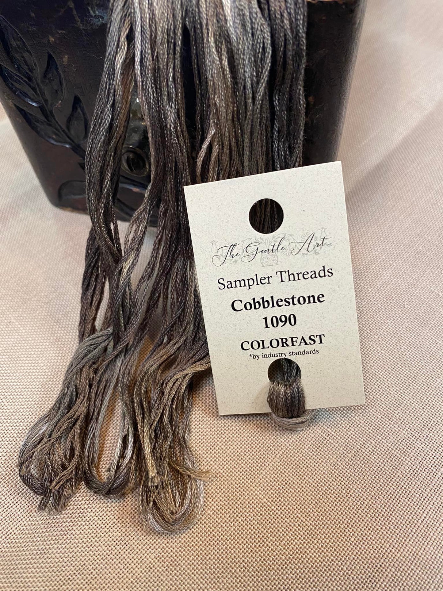 Cobblestone 1090, Sampler Threads
