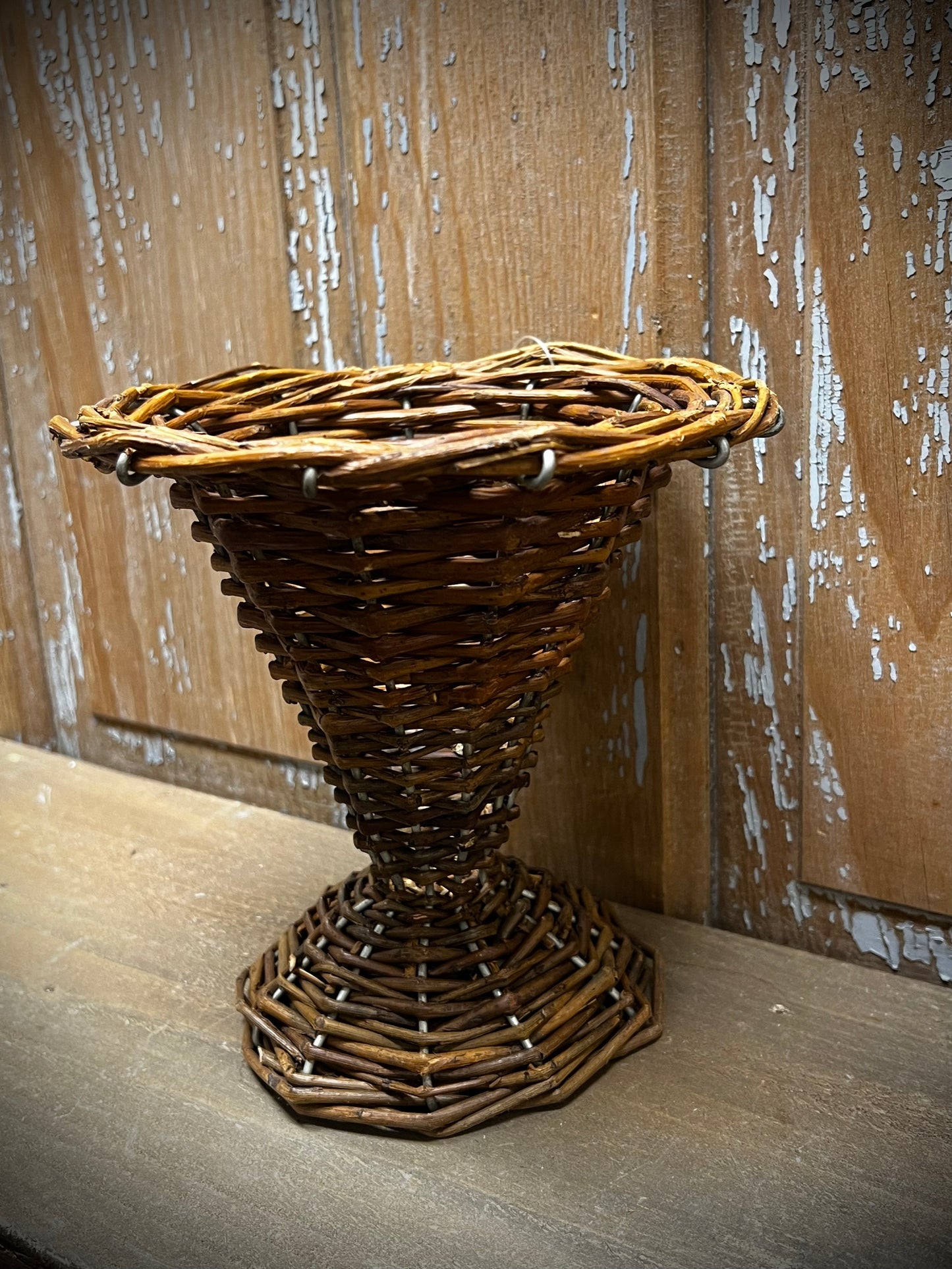 Pedestal Vase, WILLOW