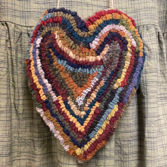 Rug Hooked Heart, Hanging, Assorted