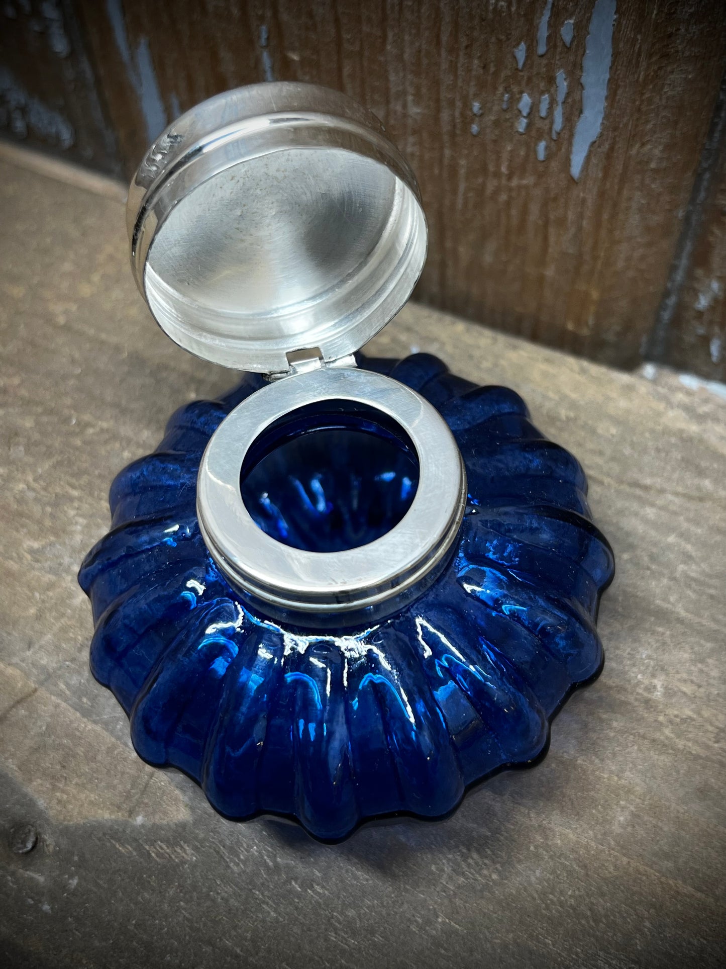 Inkwell, 3", Swirl Glass, COBALT BLUE