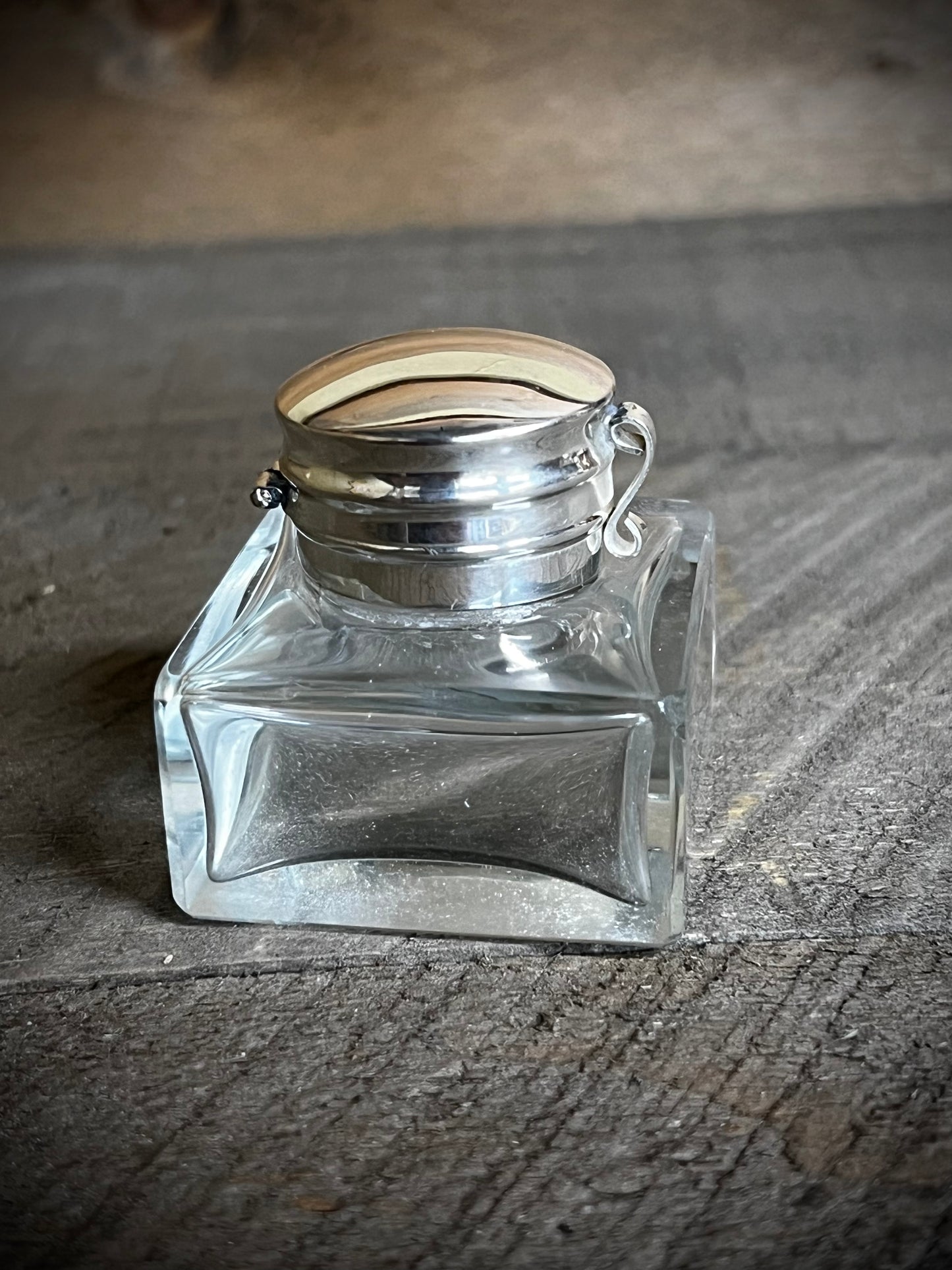 Glass Inkwell, 1.75", CLEAR