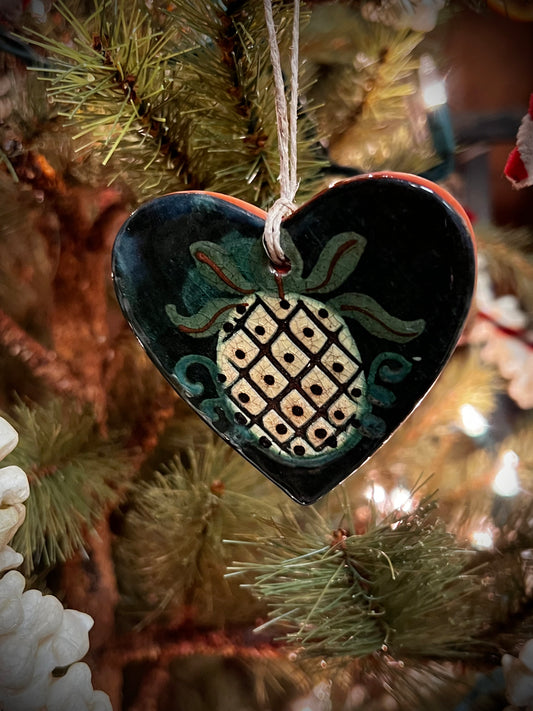 Ornament, HEART  DARK GREEN W/ PINEAPPLE