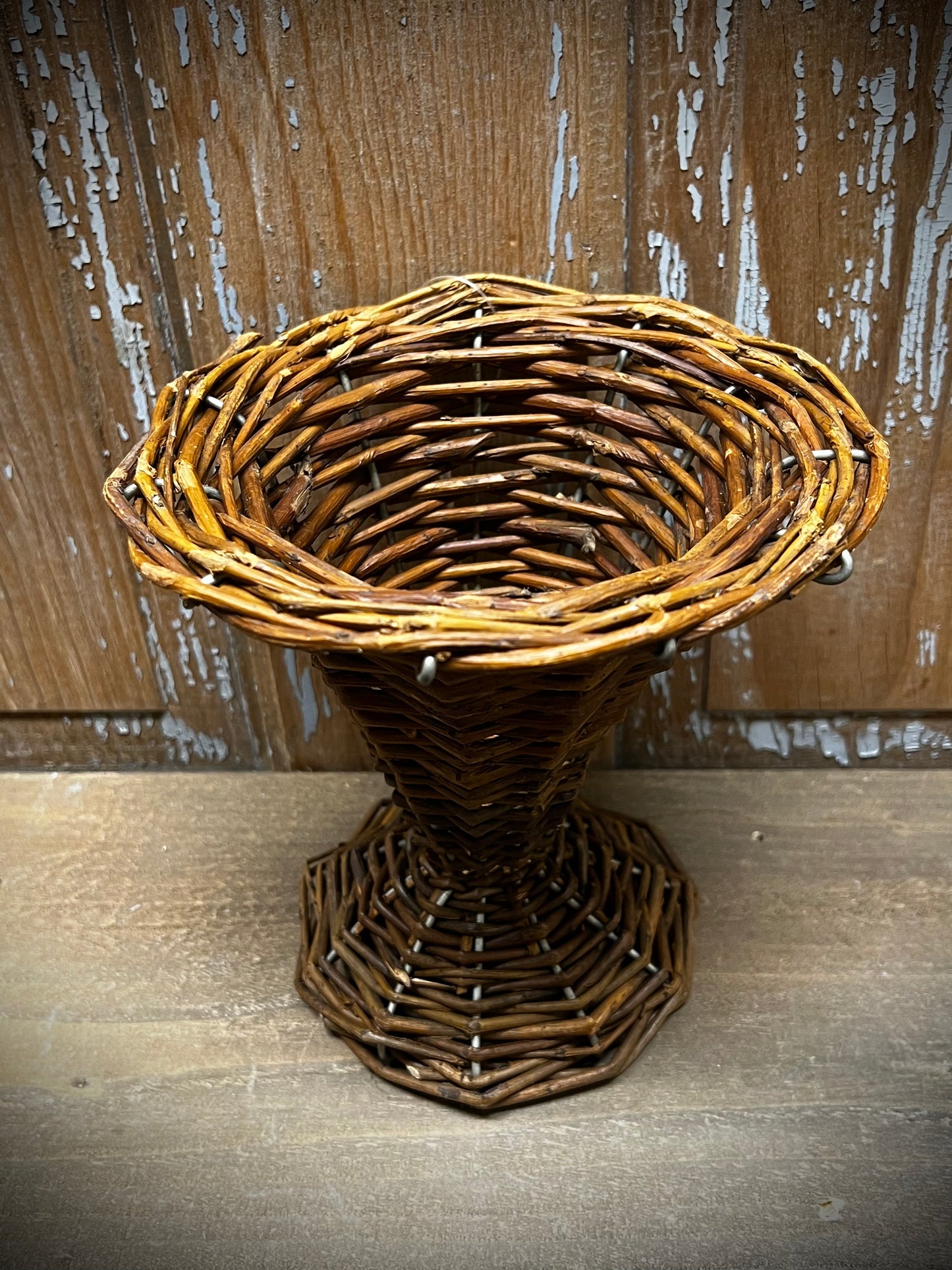 Pedestal Vase, WILLOW