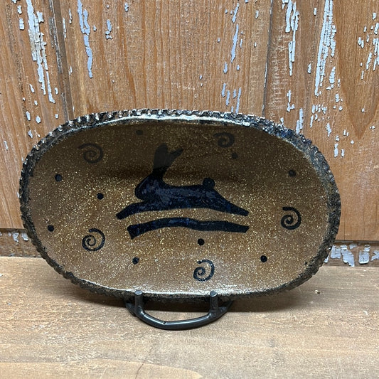 Plate, Oval, Medium, LEAPING RABBIT/ 1 STRIPE