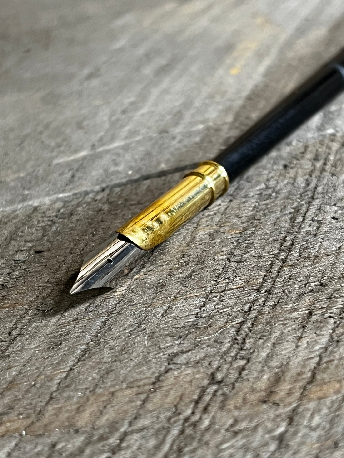 Writing Pen, 6", HORN