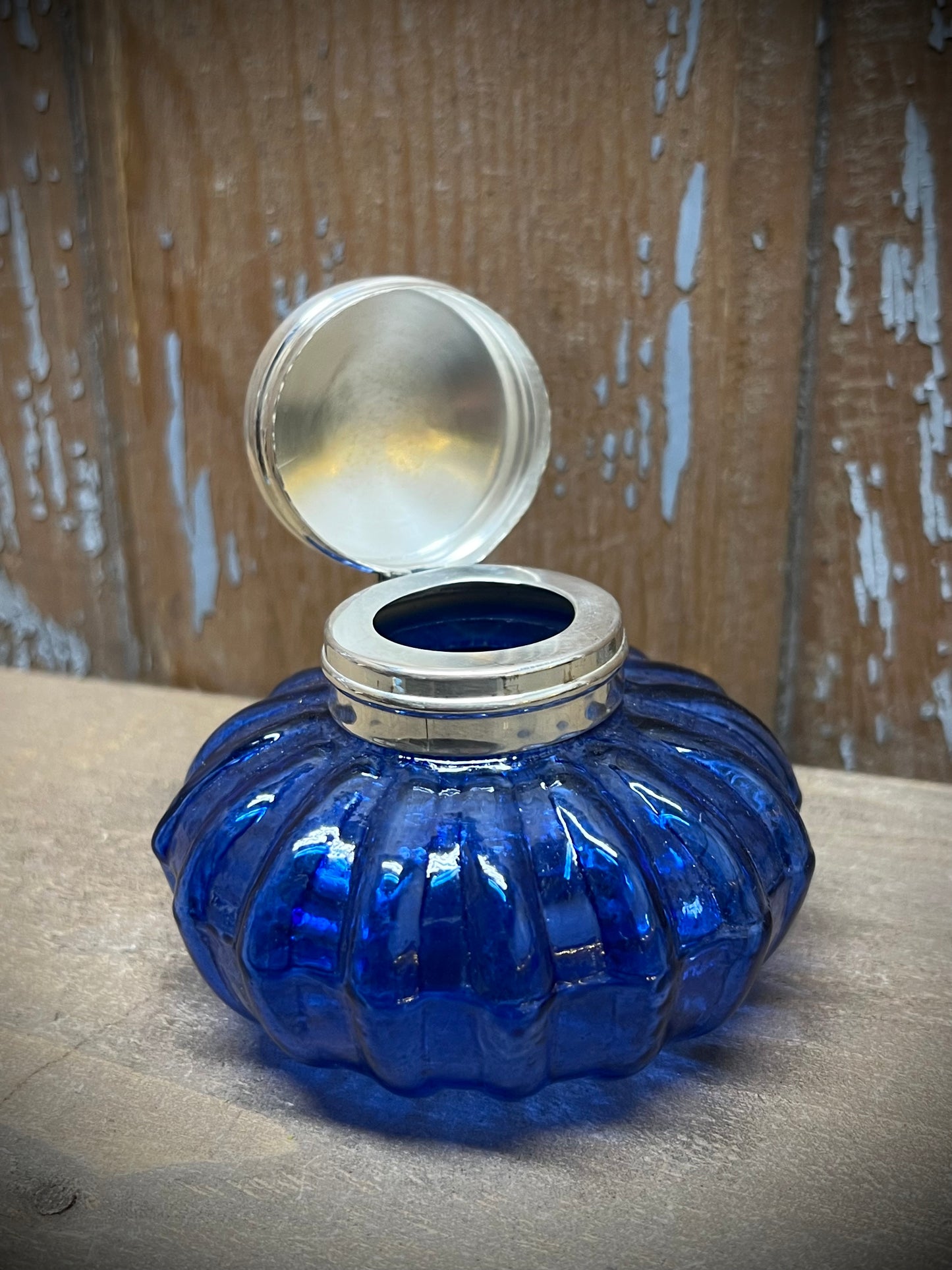 Inkwell, 3", Swirl Glass, COBALT BLUE